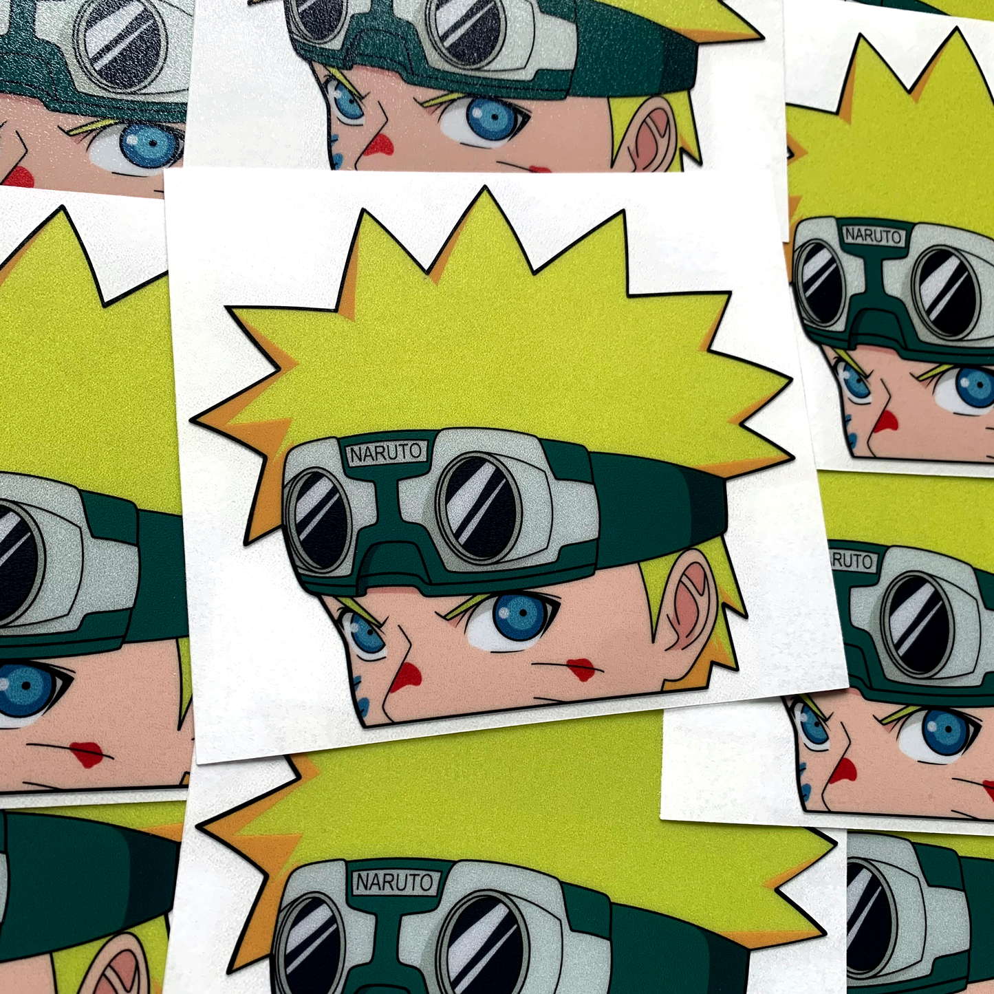 REFLECTIVE NARUTO PEEKER